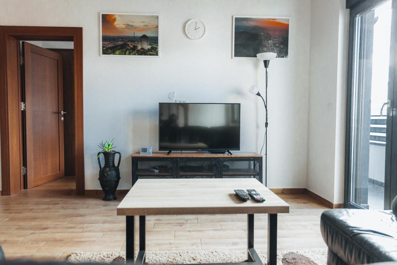 Backspace Apartments Vrsac Bagian luar foto