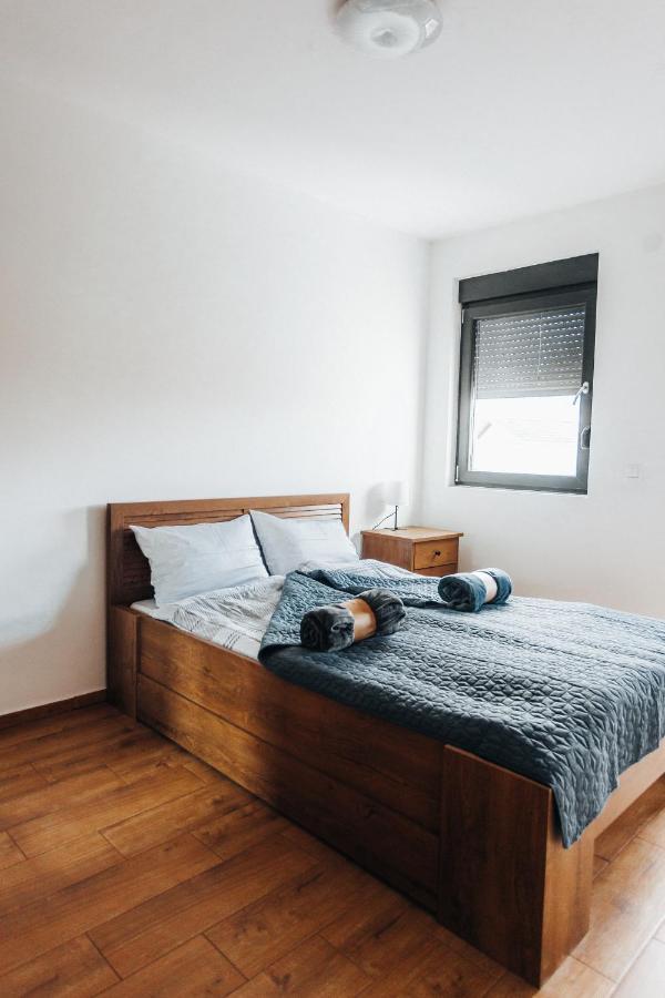 Backspace Apartments Vrsac Bagian luar foto