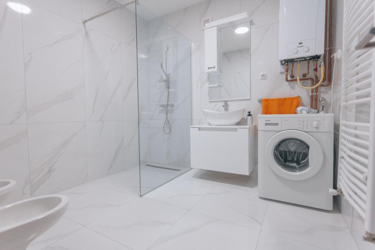 Backspace Apartments Vrsac Bagian luar foto